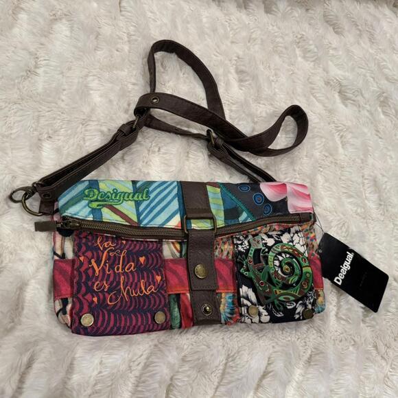 Desigual “la vida es chula”….which pretty much translates to life is cool. - Picture 2 of 8